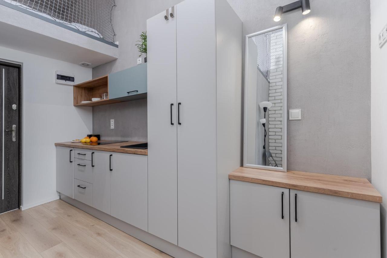 Parkside Fresh Apartments - Old Town Guesthouse - By Upstairs Cracóvia Exterior foto